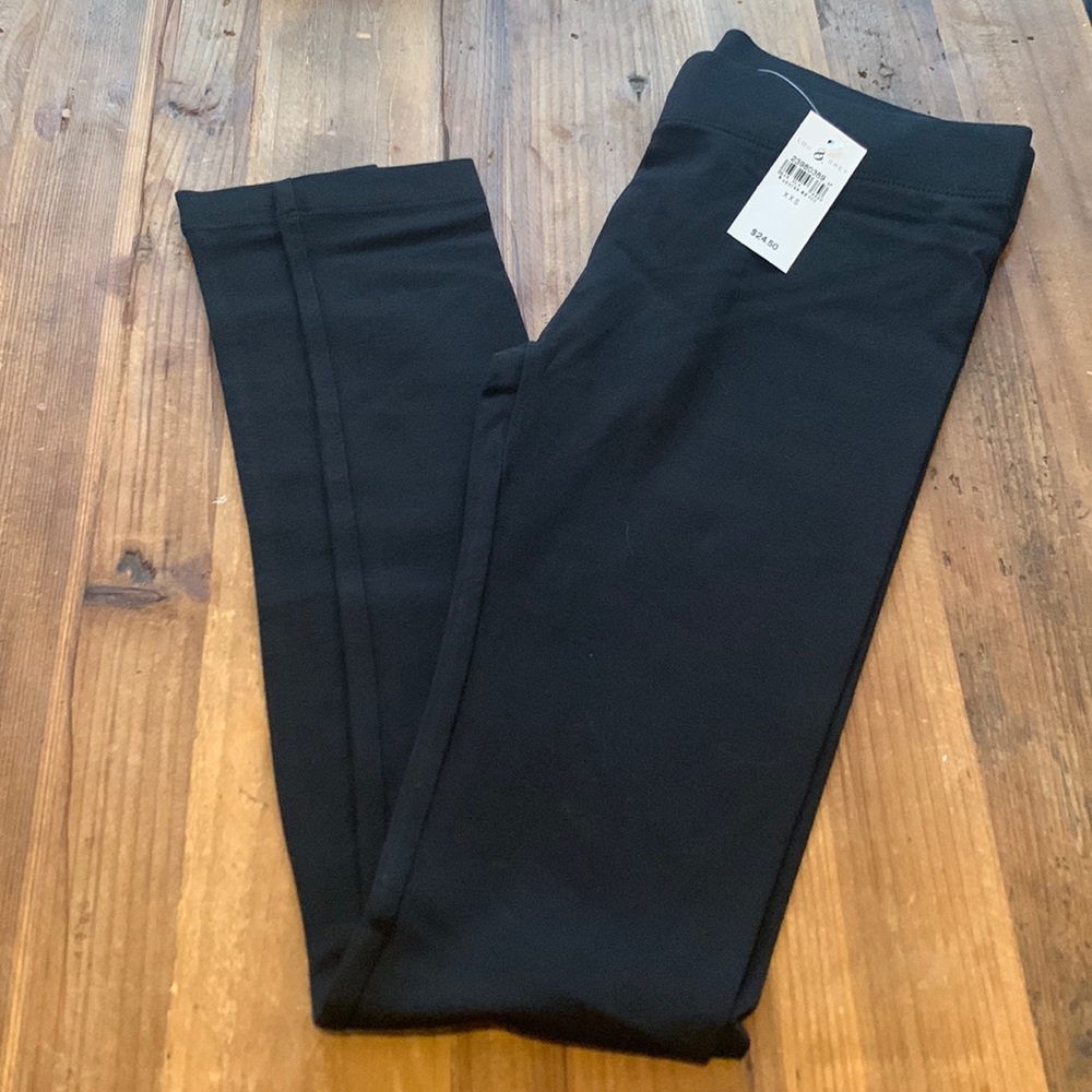 NWT Lou & Grey Leggings
